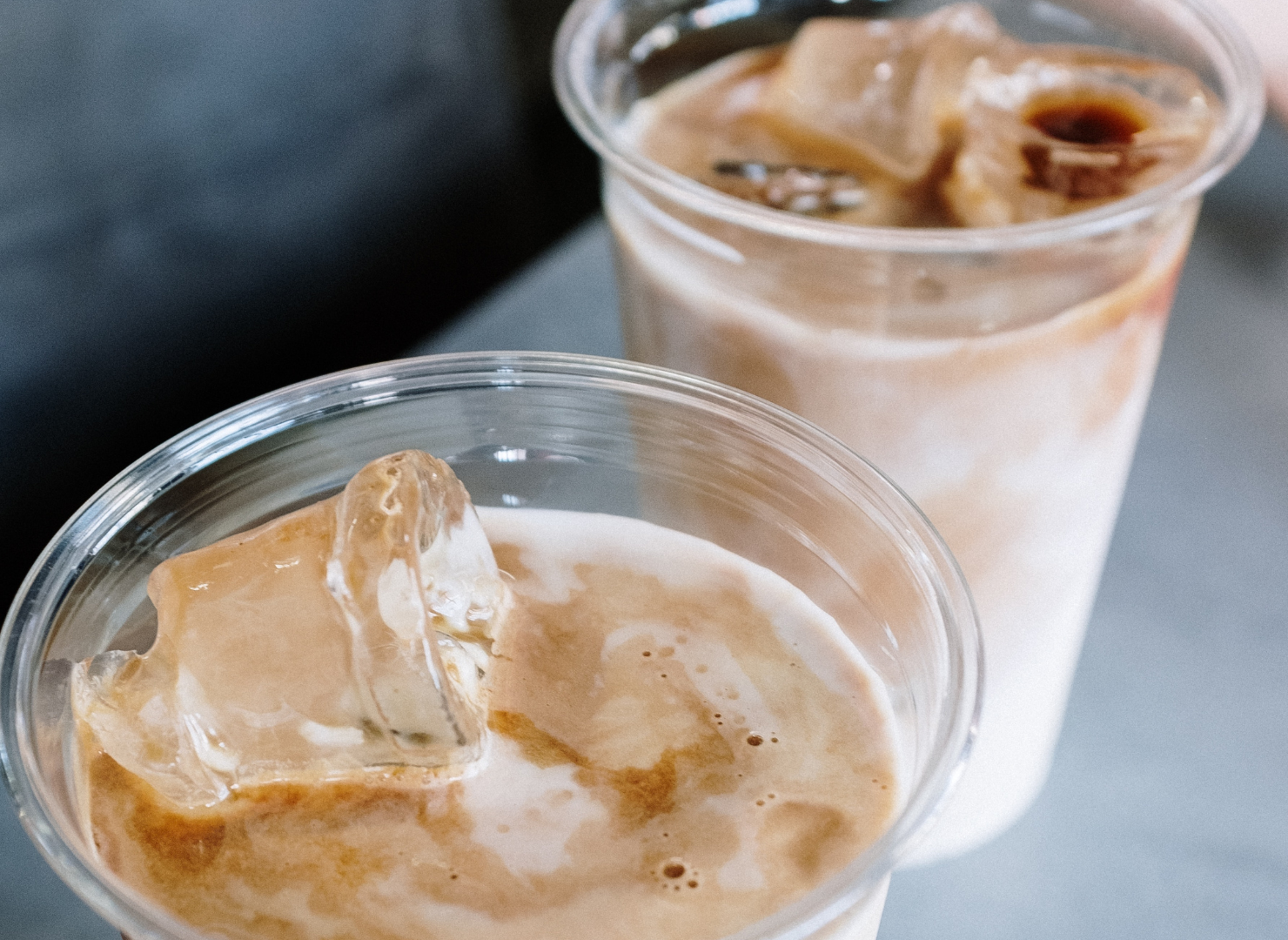 Frappe i en plastmugg